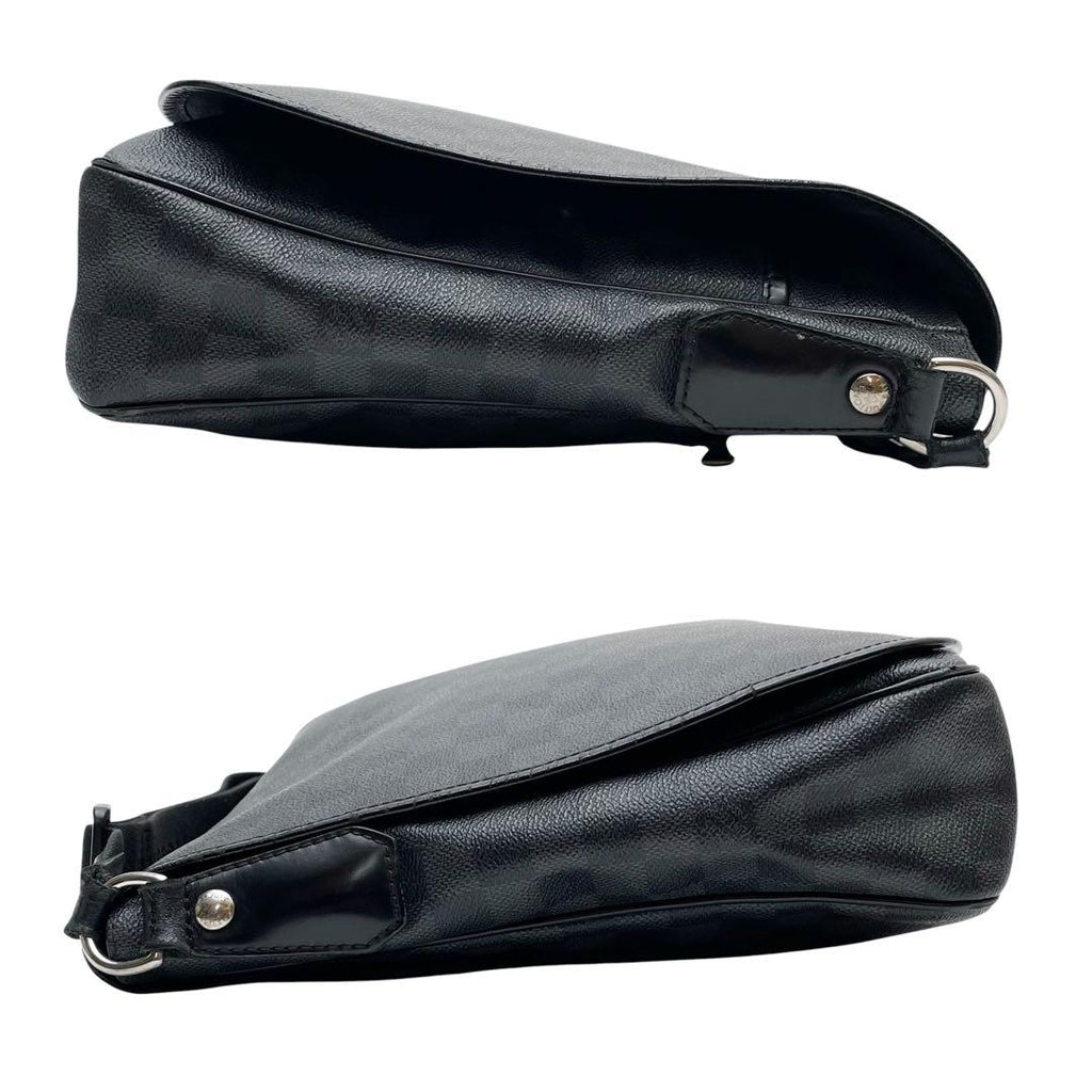 Louis Vuitton Damier Graphite Daniel MM Shoulder — view 3