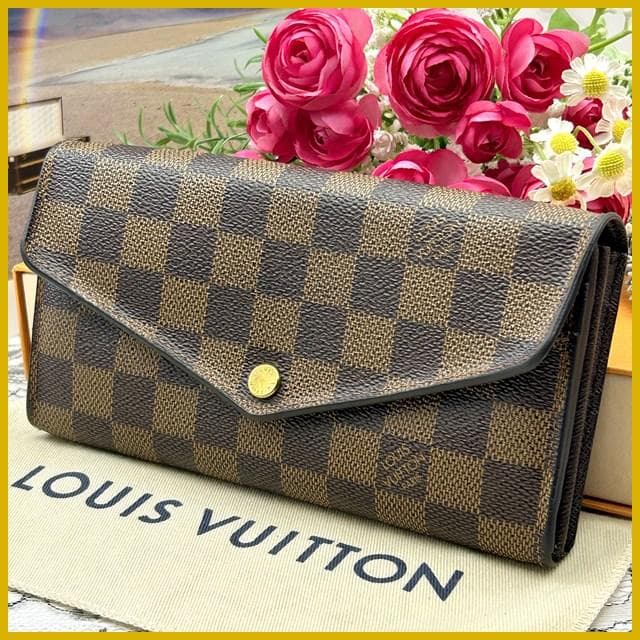 Louis Vuitton Damier Portefeuille Sarah Wallet