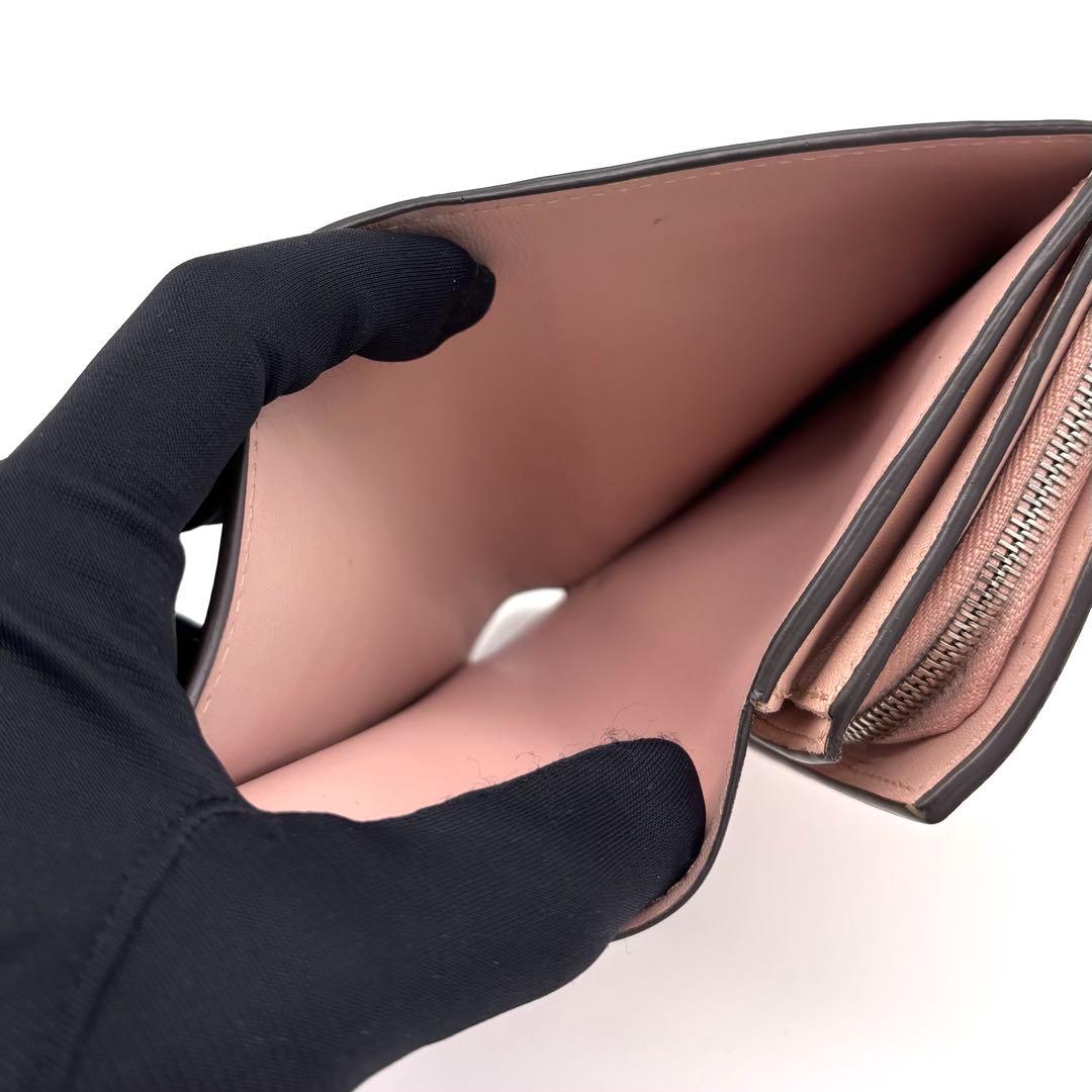 Louis Vuitton Monogram Mahina Portefeuille Iris Compact Magnolia Wallet — view 4
