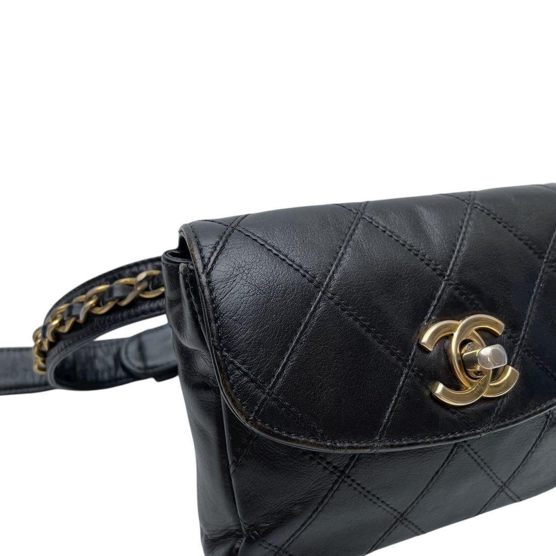 Chanel Bicolor Quilted Lambskin Waist Shoulder — view 7