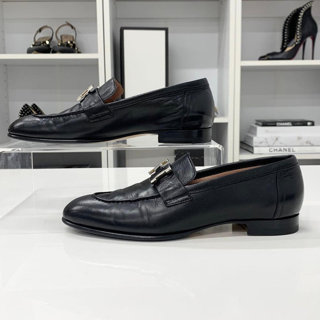 Hermes Paris Hhardware Leather Loafers Black — view 3