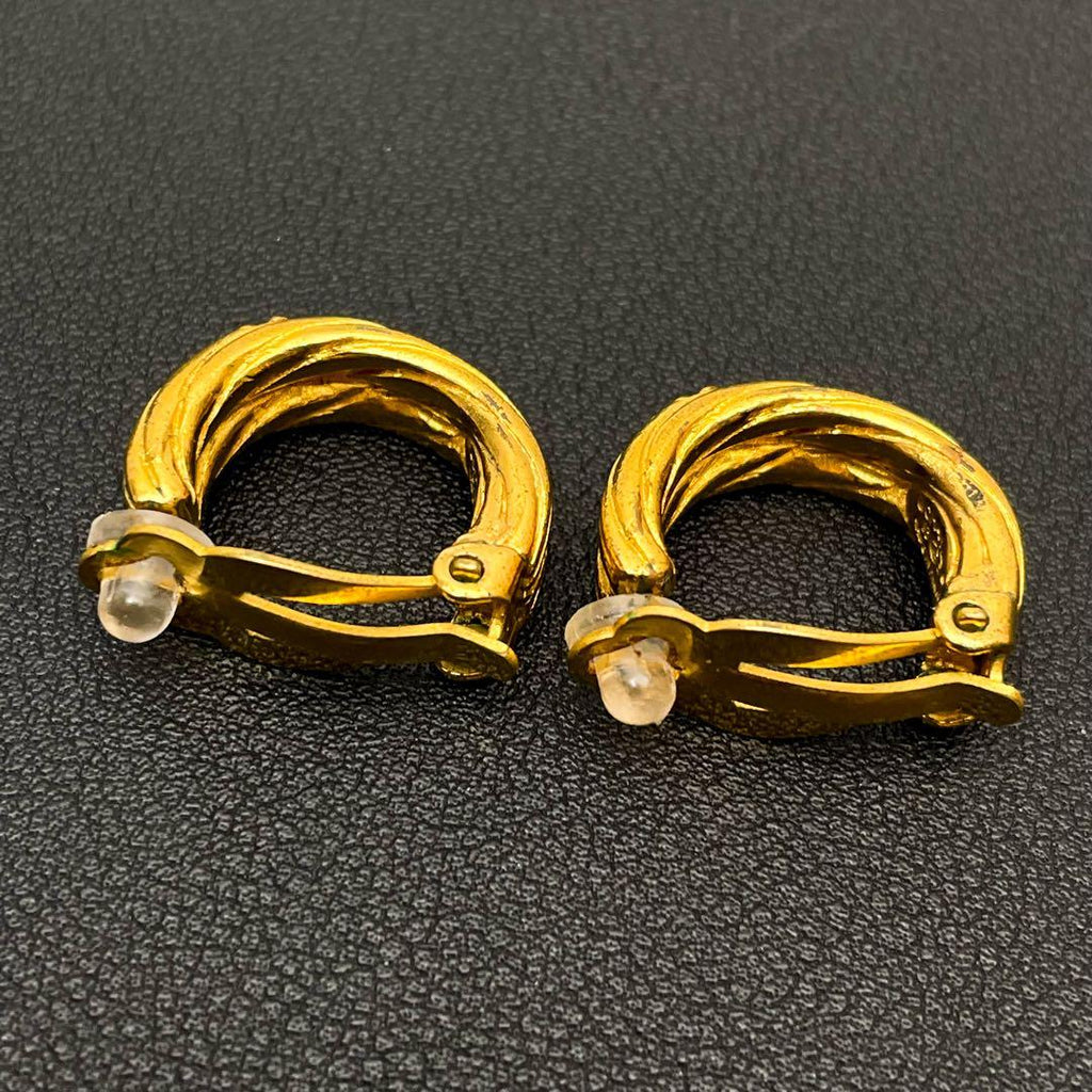 Chanel CC Logo Hoop Earrings Vintage Gold — view 5