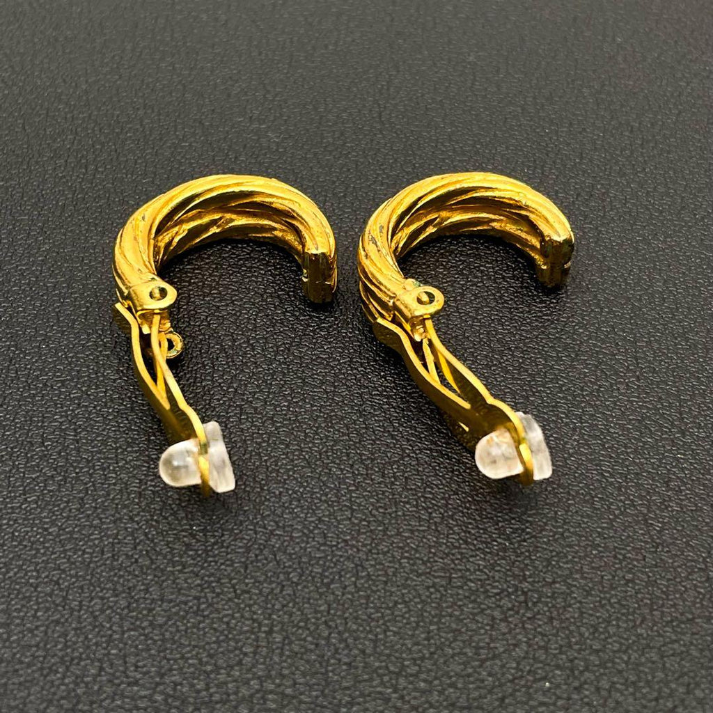 Chanel CC Logo Hoop Earrings Vintage Gold — view 6
