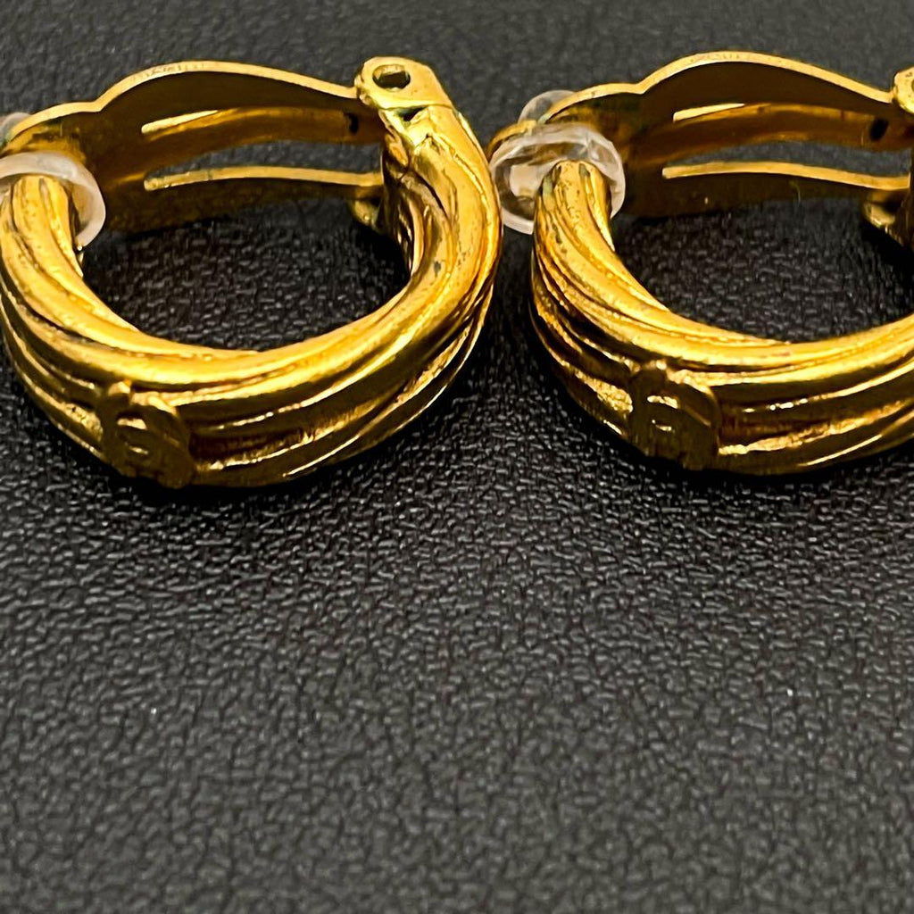 Chanel CC Logo Hoop Earrings Vintage Gold — view 8