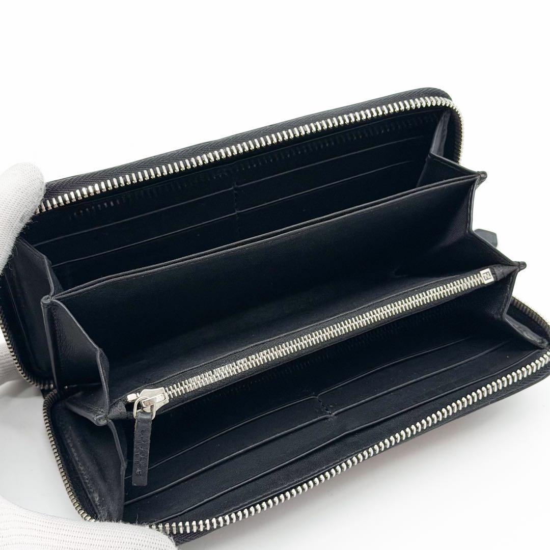 Fendi Love Zip Around Black Wallet — view 6