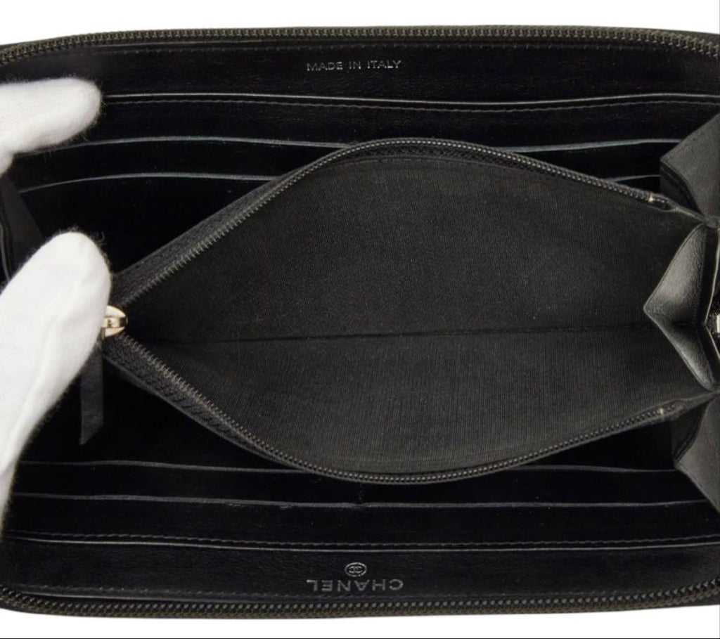 Chanel CC Logo Zip Around Wallet Black — view 7