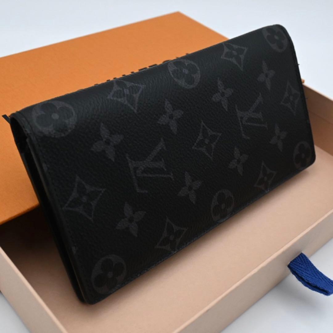 Louis Vuitton Eclipse Portefeuille Brazza Wallet Black — view 2