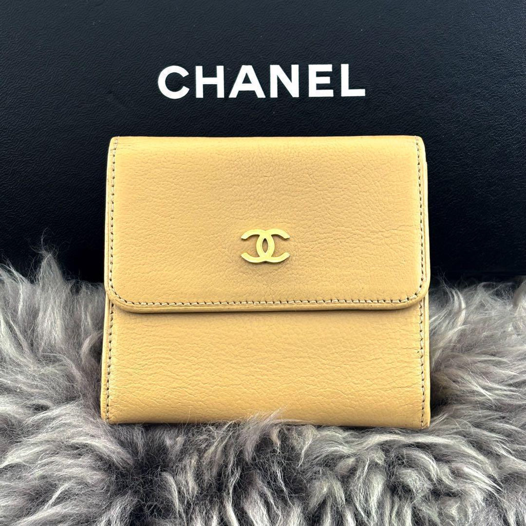 Chanel Wallet CC Logo Hook Trifold BE