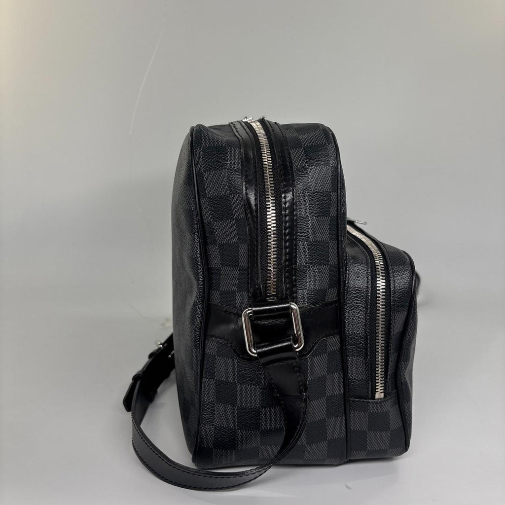 Louis Vuitton Damier Graphite Io Shoulder Bag Black — view 4