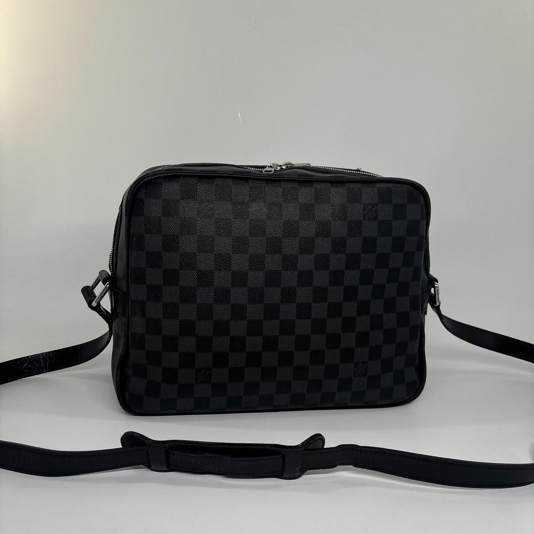 Louis Vuitton Damier Graphite Io Shoulder Bag Black — view 5