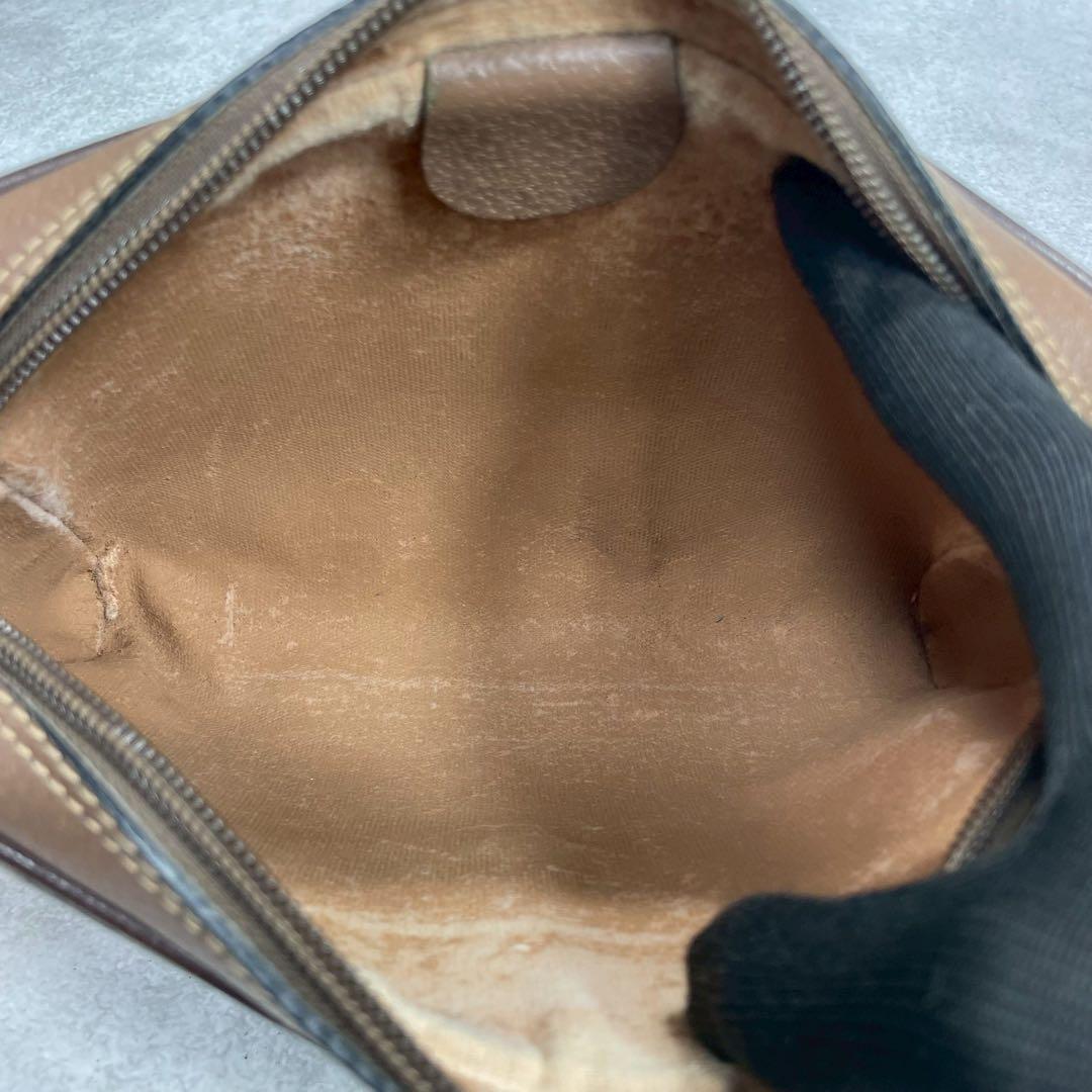 Gucci GG Sherry Line Shoulder Bag Brown Leather — view 5