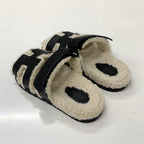 Hermes Chypre Leather Shearling Flat Sandals Black Ivory — view 4