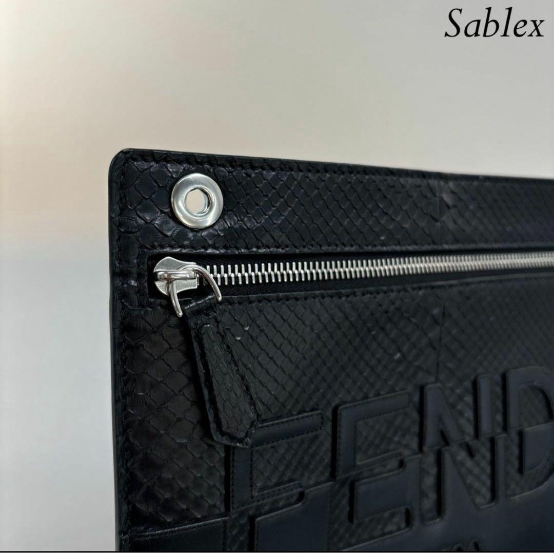 Fendi Clutch Black — view 9