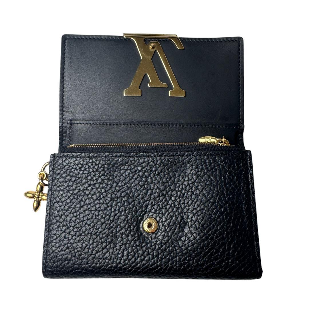 Louis Vuitton Portefeuille Capucines Compact Trifold Wallet — view 7