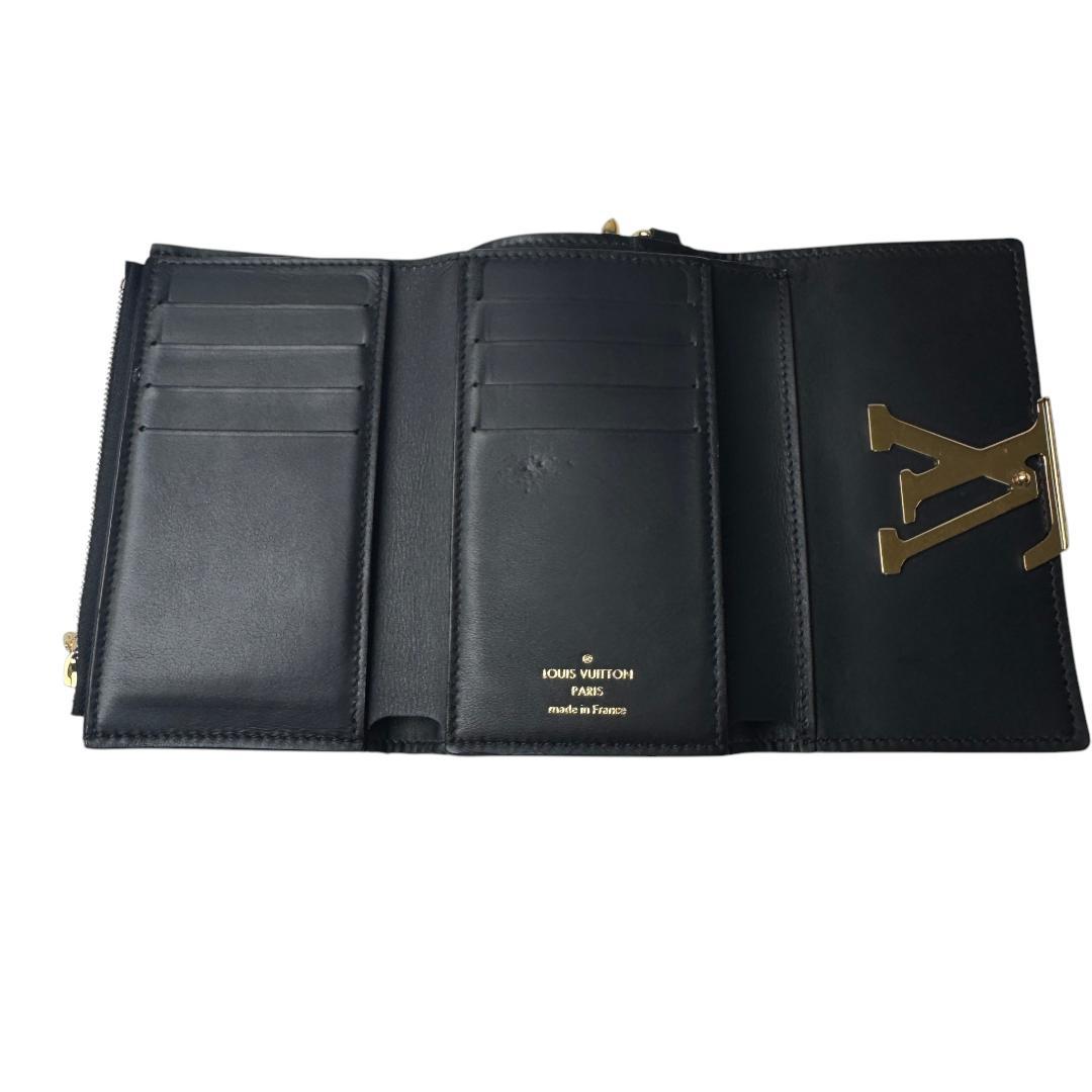 Louis Vuitton Portefeuille Capucines Compact Trifold Wallet — view 8