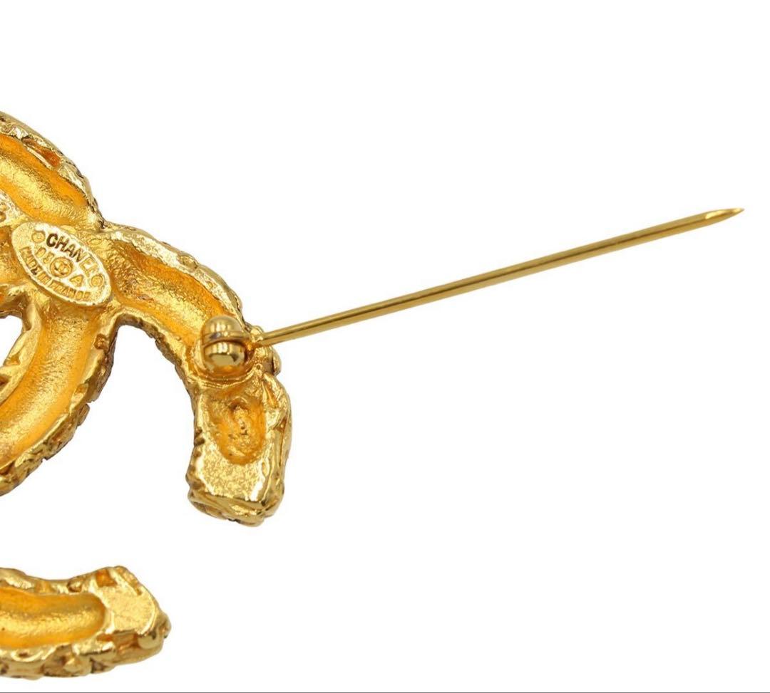 Chanel CC Logo Fringe Brooch — view 4