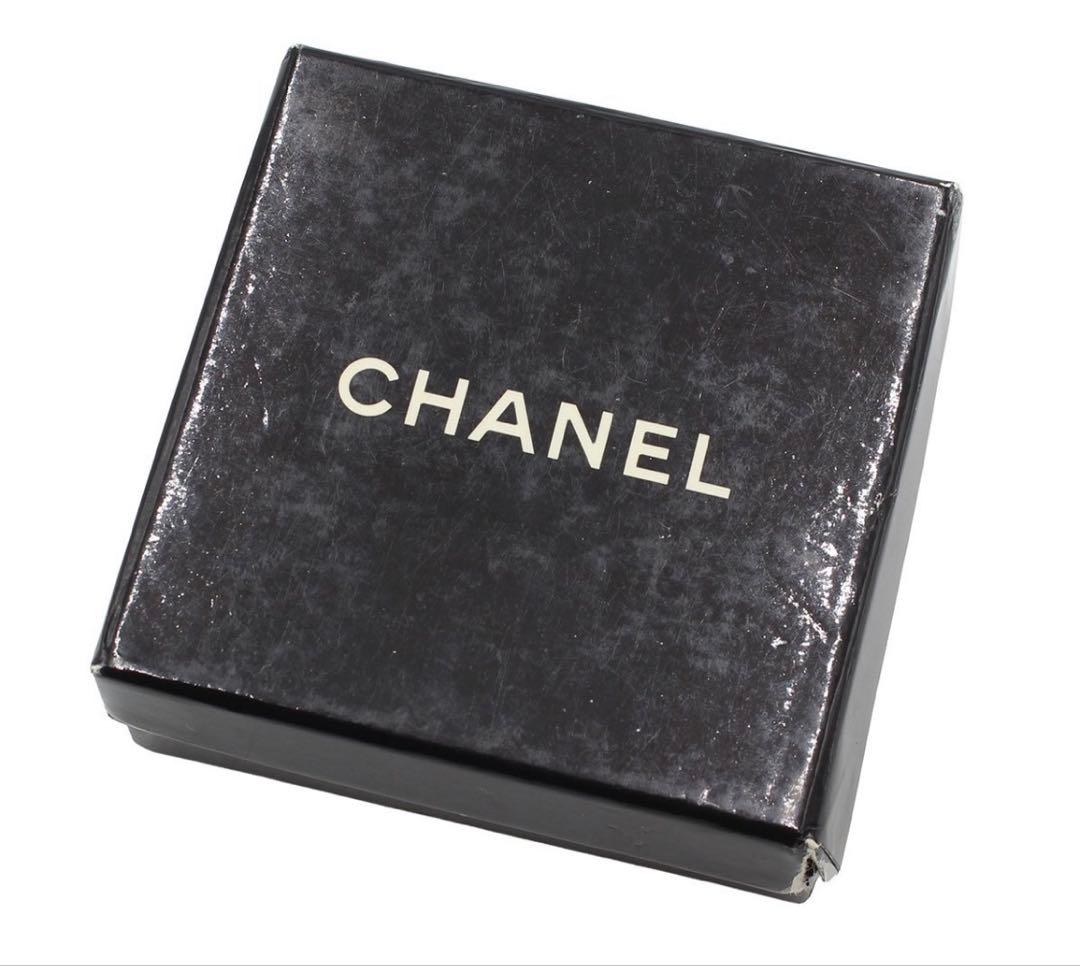 Chanel CC Logo Fringe Brooch — view 6