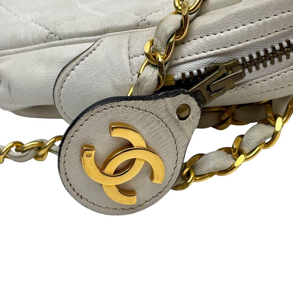 Chanel Quilted Lambskin Chain Shoulder Bag White Coco — view 9