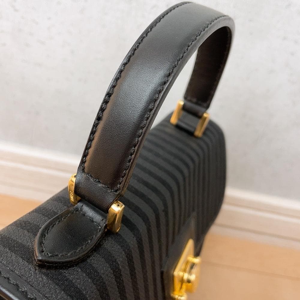 Fendi Pecan Pattern 2-Way Shoulder Bag Black — view 7