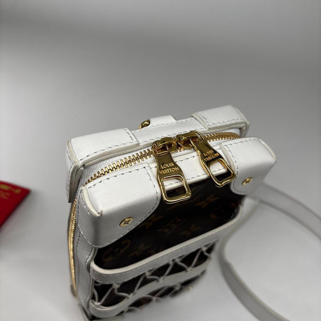 Louis Vuitton Nba Monogram Soft Trunk — view 6