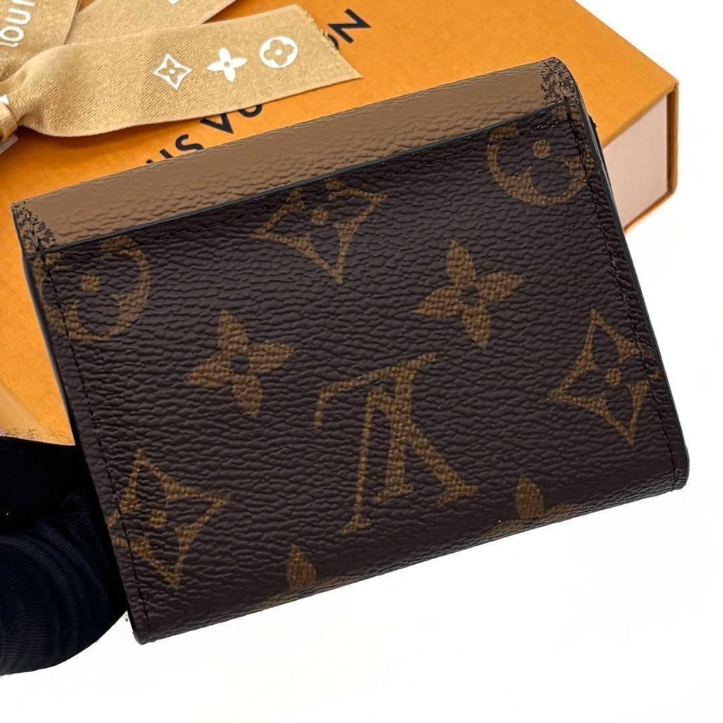 Louis Vuitton Monogram Giant Reverse Portefeuille Zoe Wallet — view 2