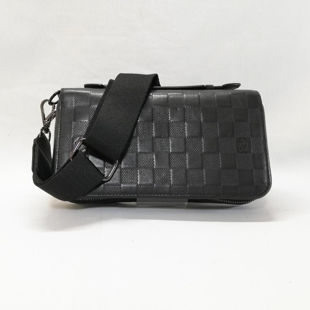 Louis Vuitton Zippy XL Wallet Pouch