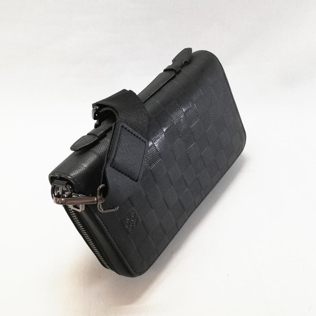 Louis Vuitton Zippy XL Wallet Pouch — view 2