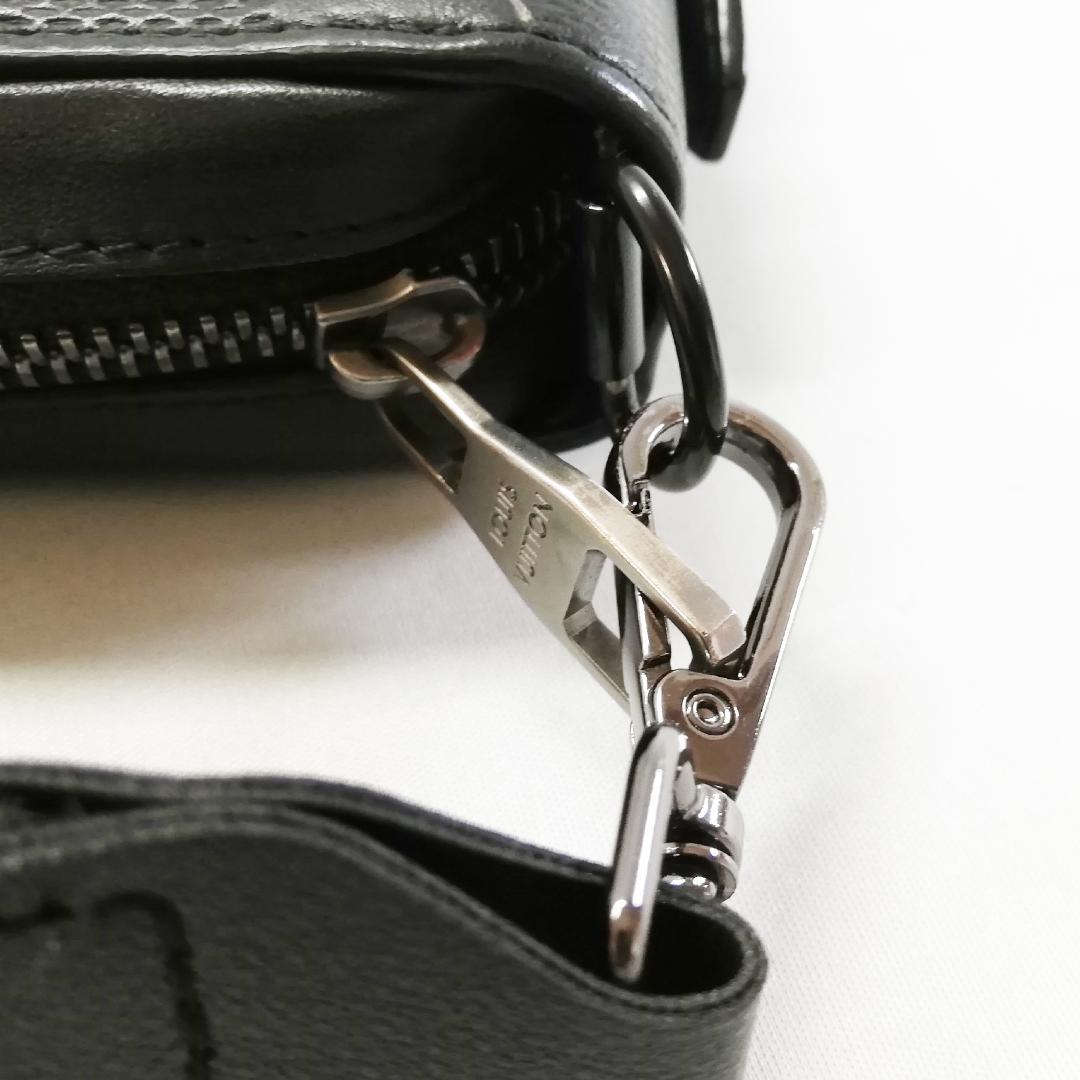 Louis Vuitton Zippy XL Wallet Pouch — view 6