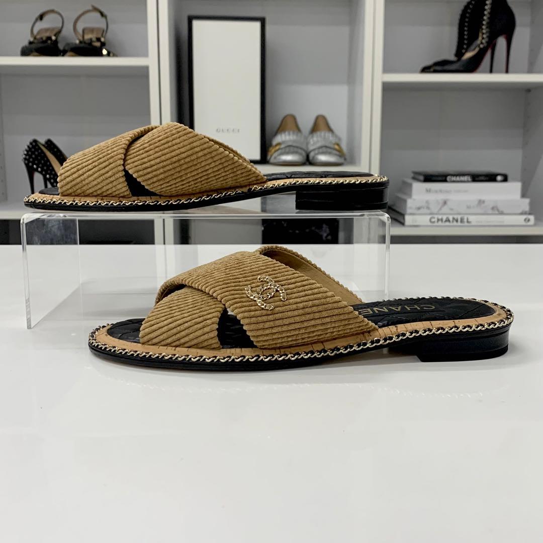 Chanel CC Logo Corduroy Chain Quilted Sandals Brown — view 3