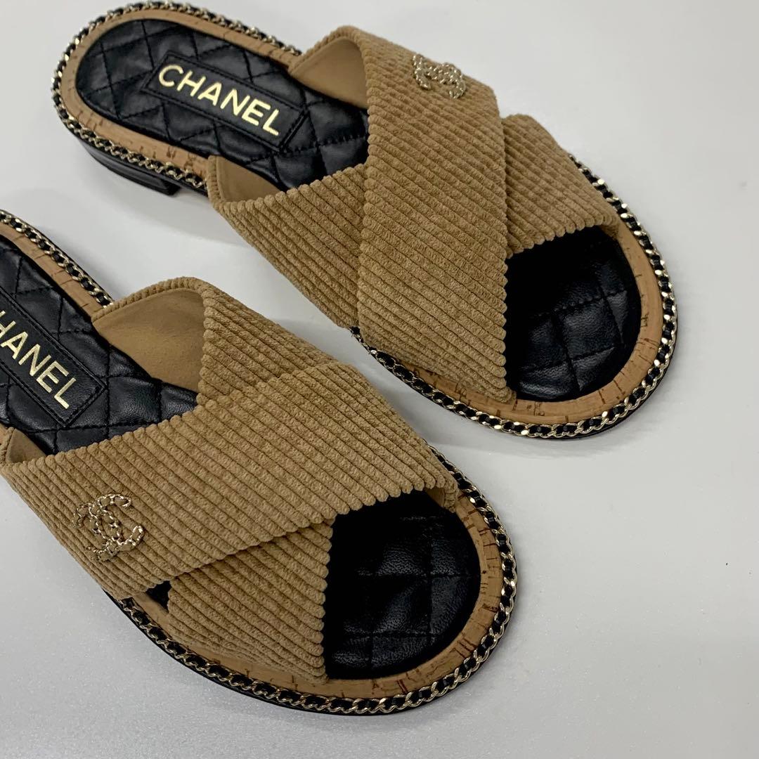 Chanel CC Logo Corduroy Chain Quilted Sandals Brown — view 9
