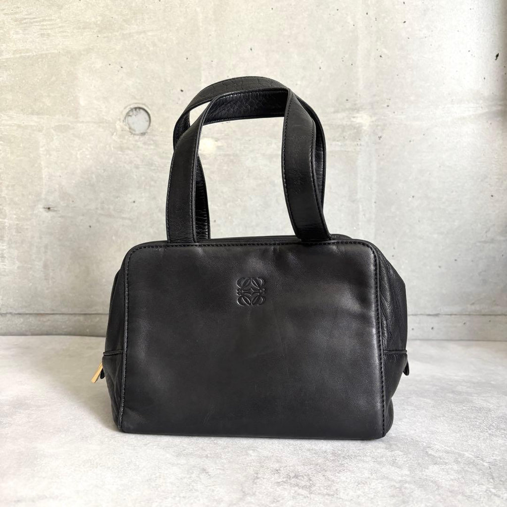 Loewe Anagram Logo Handbag Leather Black — view 2