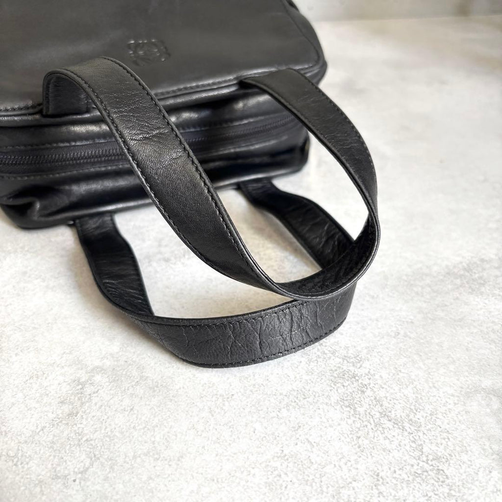 Loewe Anagram Logo Handbag Leather Black — view 6