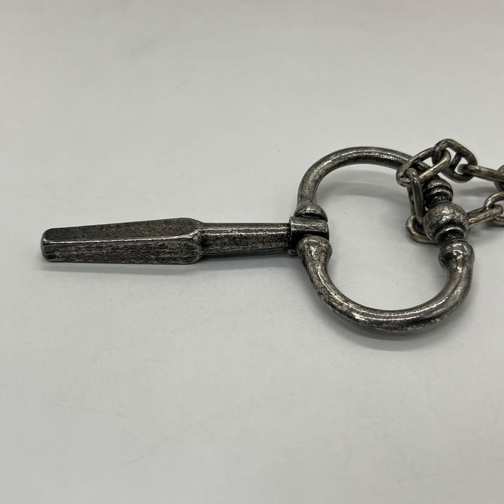 Saint Laurent Yves Key Motif Anchor Chain Necklace Metal — view 4