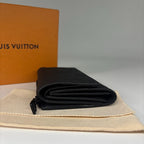 Louis Vuitton Portefeuille Pilot Trifold Wallet Taurillon — view 5