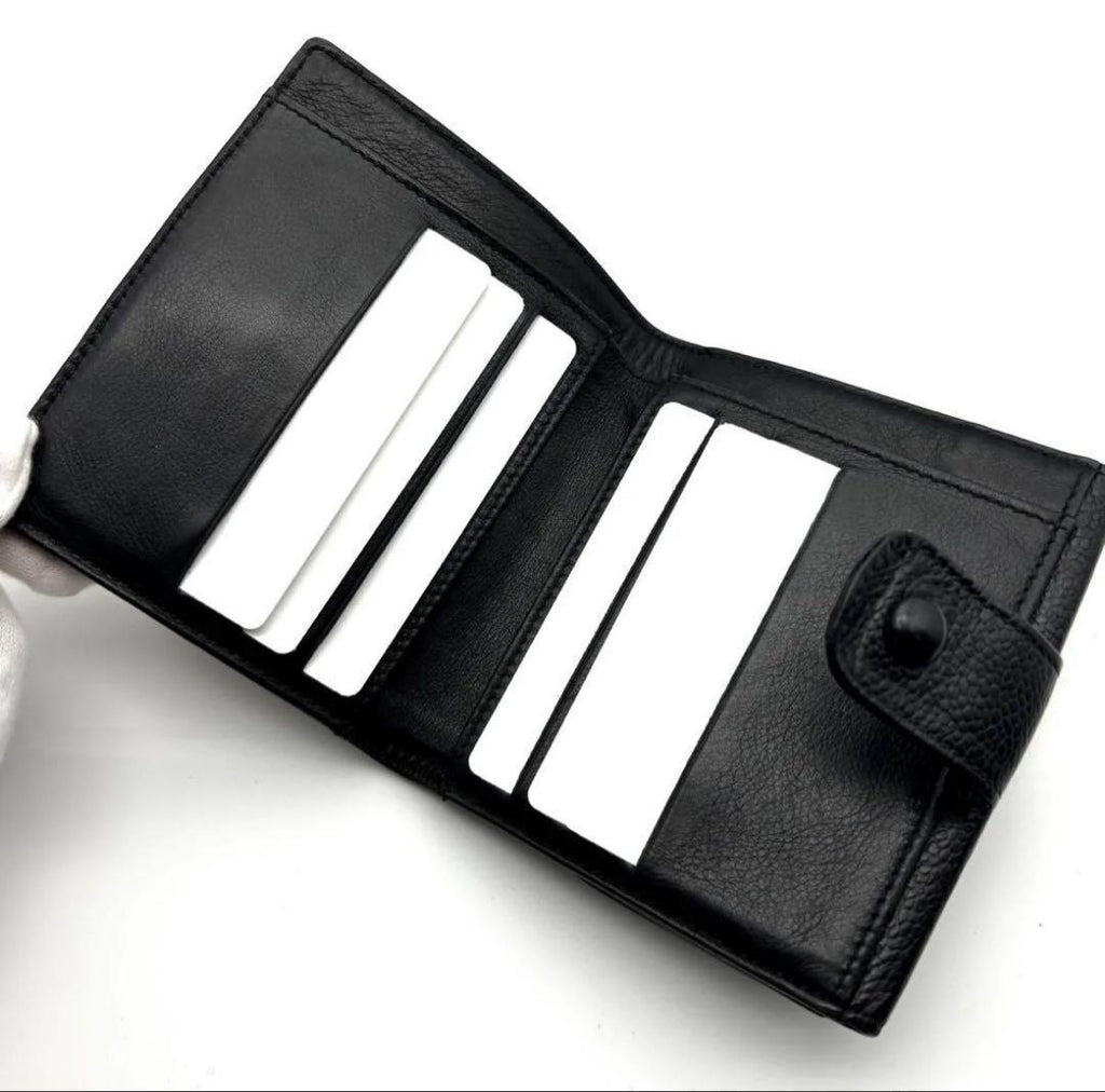 Chanel Wallet Jumbo CC Logo Caviar Hook Bifold — view 5