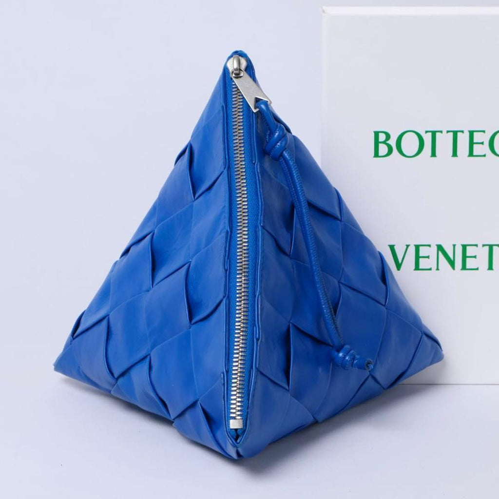 Bottega Veneta Maxi Intrecciato Triangle Handbag