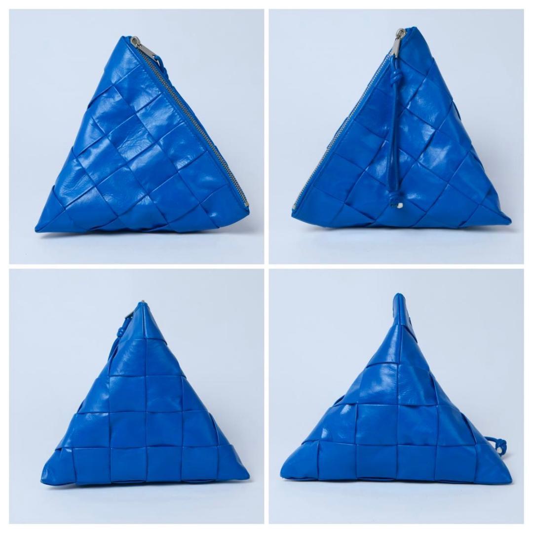 Bottega Veneta Maxi Intrecciato Triangle Handbag — view 7
