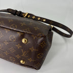 Louis Vuitton Super Pallas MM Handbag Black — view 9