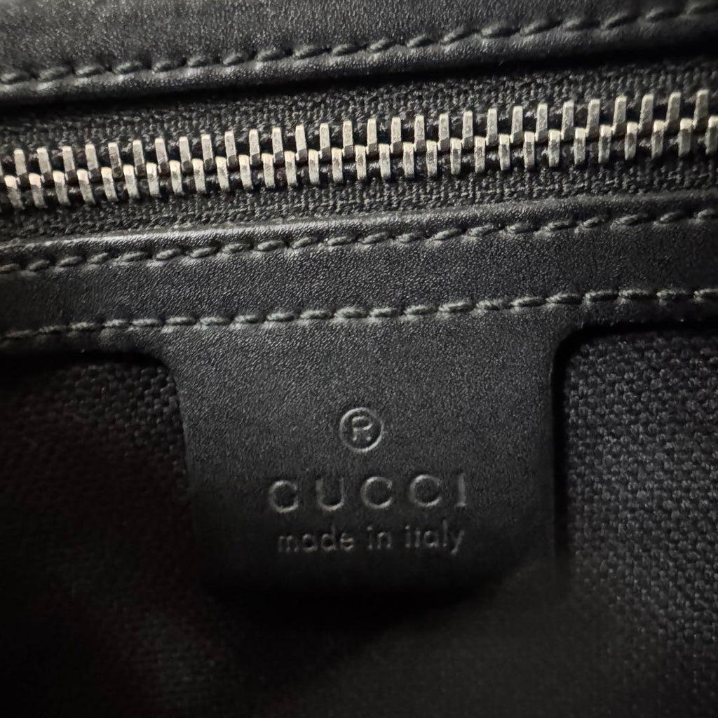 Gucci GG Supreme Pouch Clutch Black — view 8