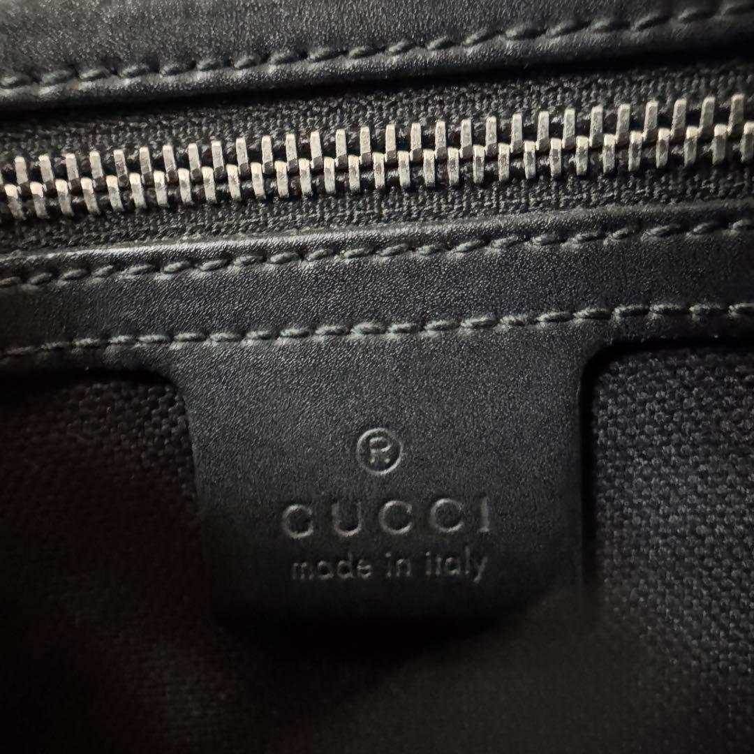 Gucci GG Supreme Pouch Clutch Black — view 8