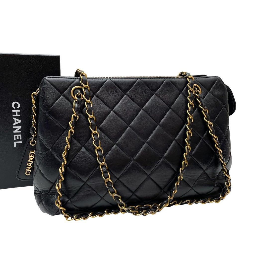 Chanel Lambskin Quilted Chain Shoulder Bag Black