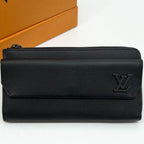 Louis Vuitton IC Zippy Dragonne Aerogram Taurillon Wallet — view 2