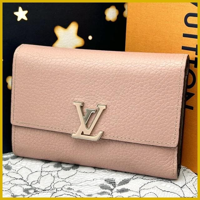 Louis Vuitton Portefeuille Capucines Compact Pink Folded Wallet