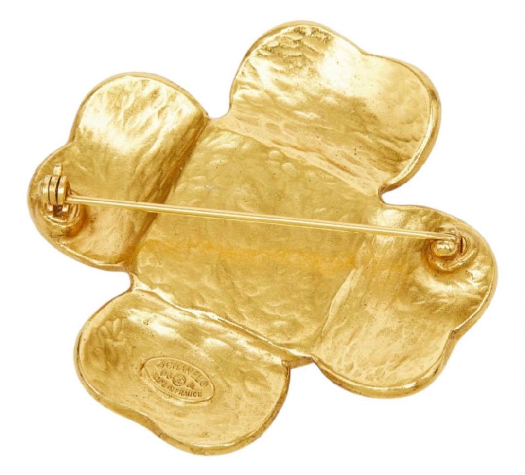 Chanel CC Logo Vintage Brooch — view 2