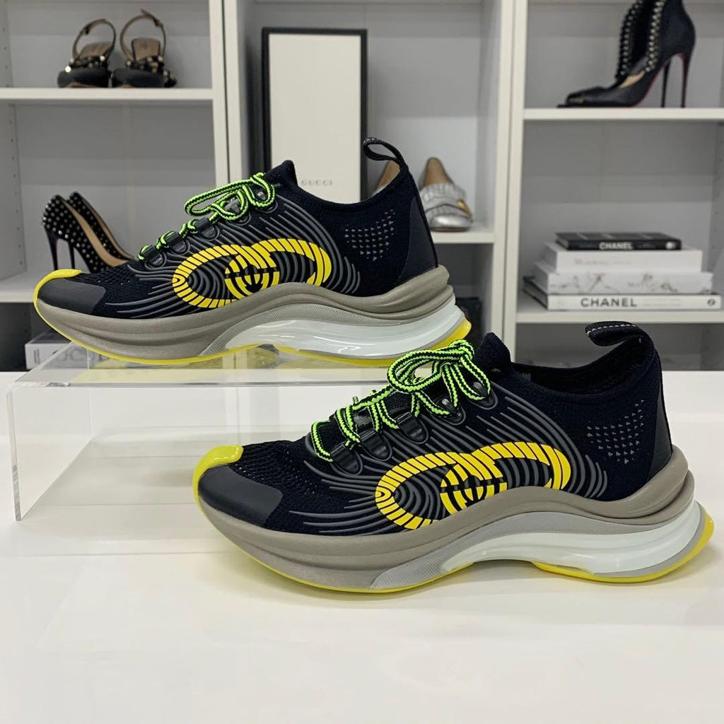 Gucci RUN Interlocking G Logo Sneakers — view 3