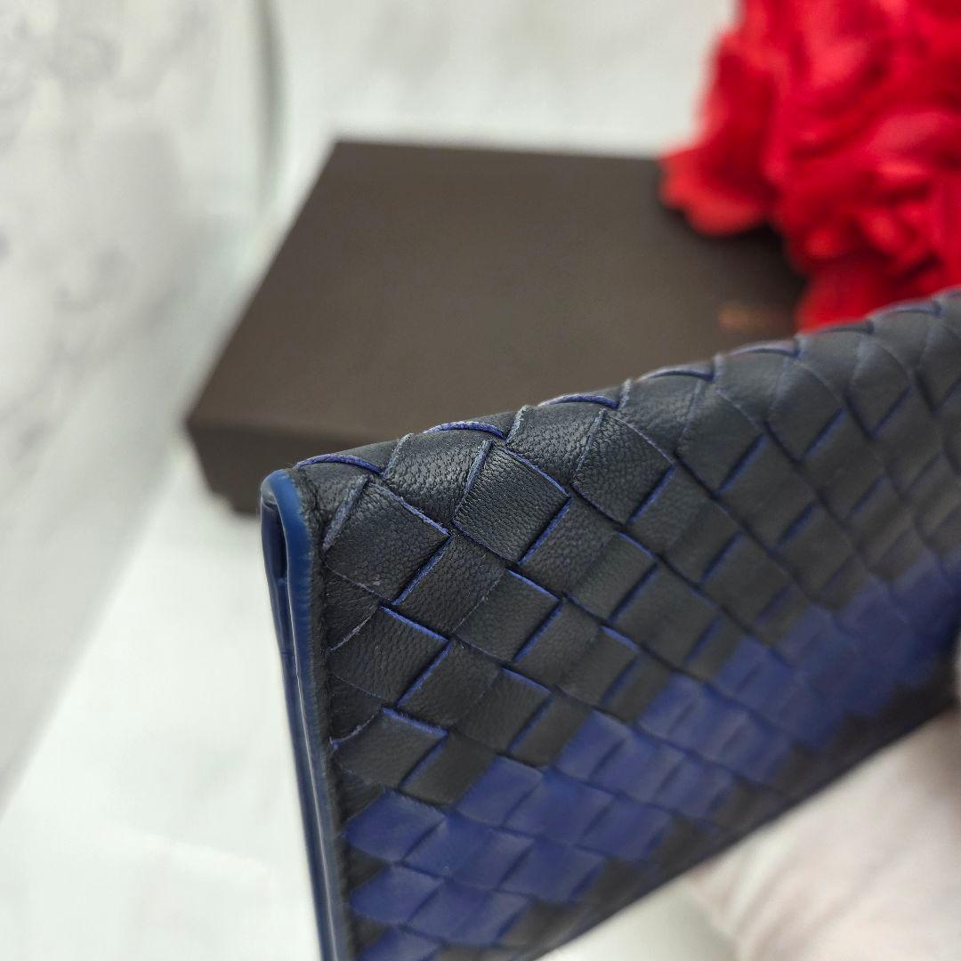 Bottega Veneta Intrecciato Billfold Wallet Blue — view 4
