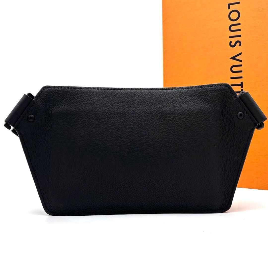 Louis Vuitton Aerogram Takeoff Sling Bag Noir — view 2