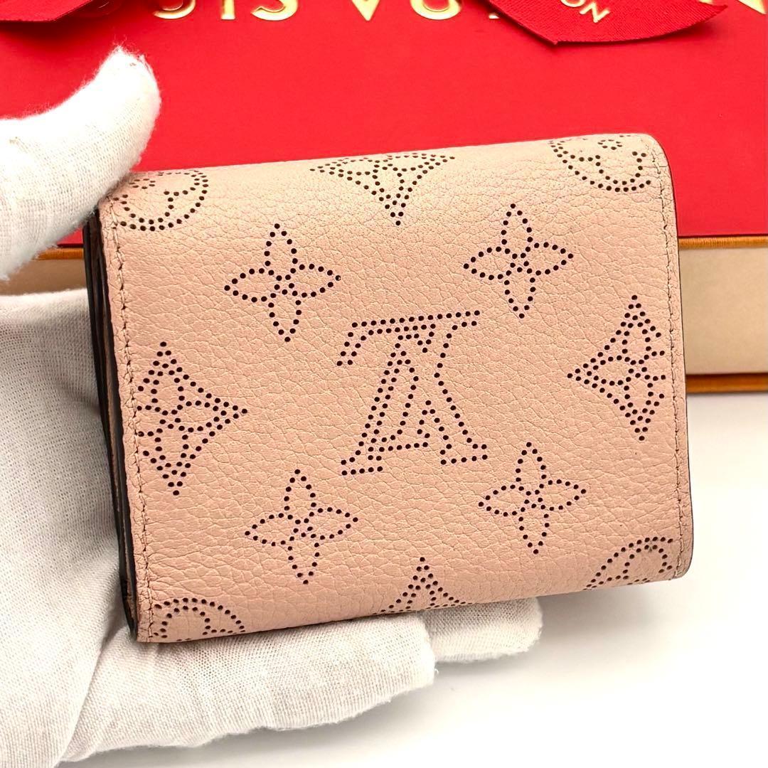 Louis Vuitton Portefeuille Iris XS Monogram Mahina Pink Wallet — view 2