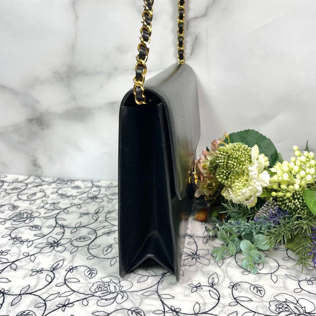 Chanel Vintage Turnlock Chain Clutch — view 6