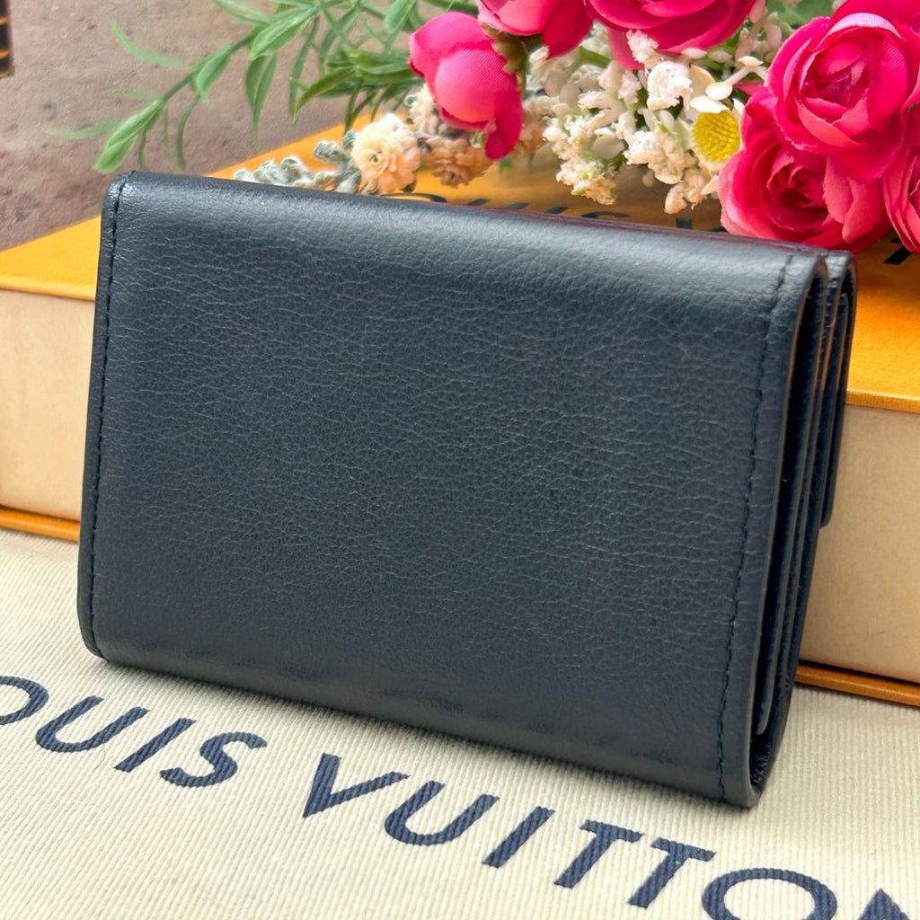 Louis Vuitton Portefeuille Lock Mini Fold Wallet — view 2